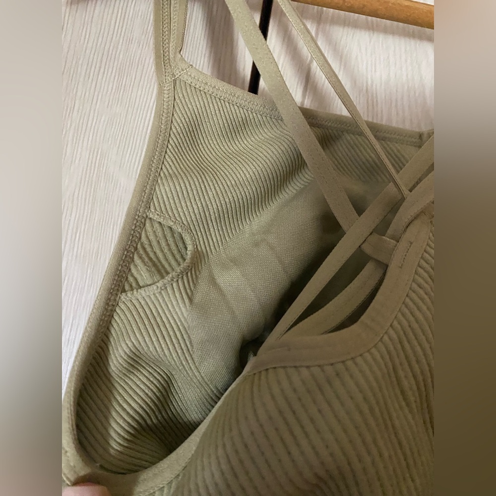 Aerie top - Picture 5 of 6